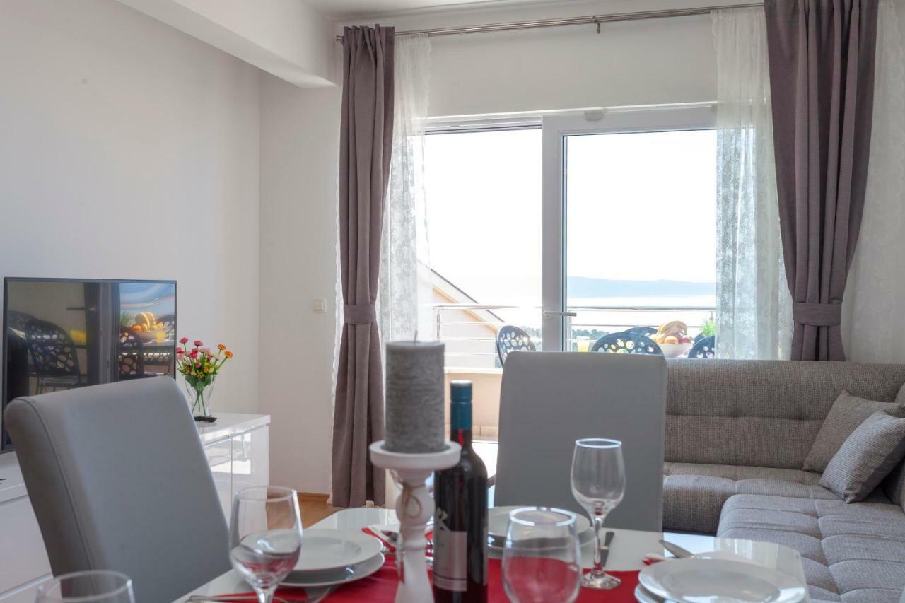 Apartments Dora Makarska Exterior foto